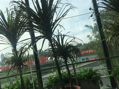 -麦当劳(展览路店)