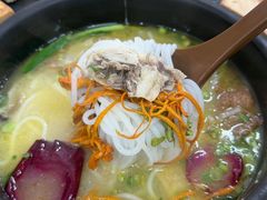 -桥香园过桥米线(国贸店)