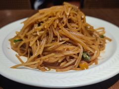 -肆海小川菜酒馆Wine Bistro (青年路店)