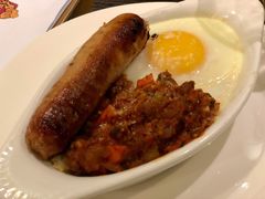 奶酪肉酱煎香肠-瑞食酒馆 La Taverne Suisse