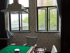 -瑞虹新天地月亮湾