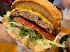 -The Habit Burger Grill 哈比特汉堡(复兴soho店)