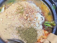 -曹宝林砂锅麻辣烫(星光路店)