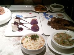 -车之谷·汽车文化主题餐厅(汽开店)