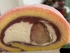 甜蜜草莓瑞士卷-星巴克(蒲汇塘路店)