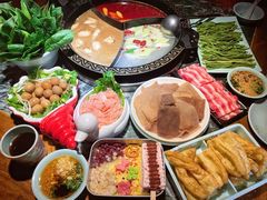 -潮辣重庆火锅(二七万达店)