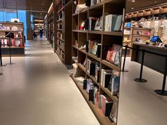 -茑屋书店(天目里店)