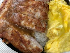 香煎猪扒滑蛋饭-鬆啲茶餐厅(松山湖万科店)