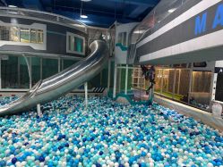 -欧酷世界动力星球(王府井奥莱UP TOWN店)