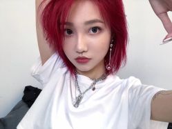 -INS hair salon