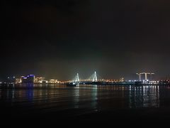 -万绿园