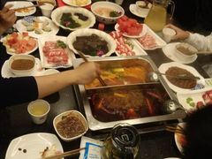 -百年川椒重庆老火锅(光谷店)