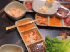 -梨花自助烤肉(西三旗万象汇黑金店)