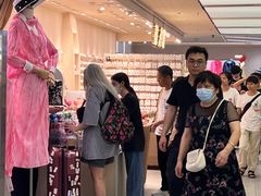 -广州白马服装市场