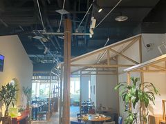 -渝信川菜 · 川味家常菜(财富购物中心店)