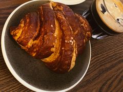 碱水羊角包-OUR Bakery(SKP-S店)