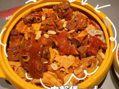 -多嘴超级肉蟹煲(蕾莎店)