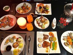 -唐拉雅秀酒店-西锦汇空中BBQ·思创餐厅
