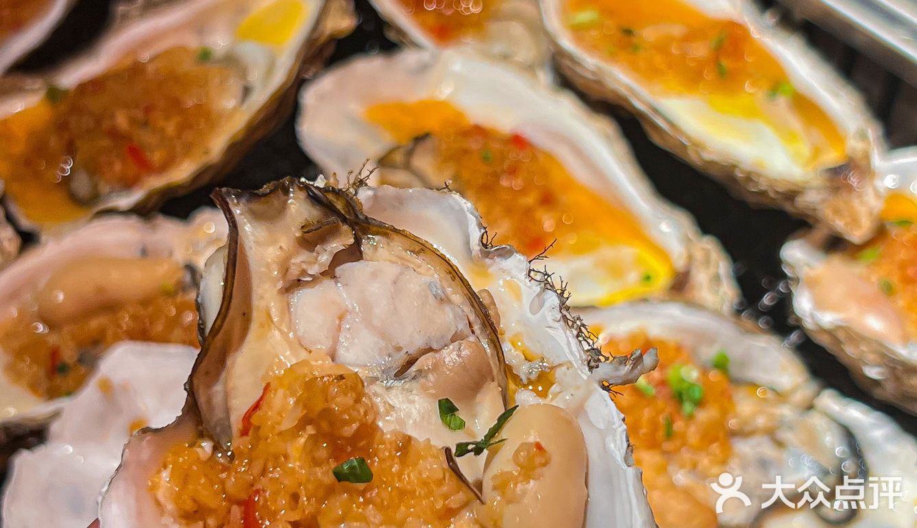 武汉江边街头汉堡🍔！饿了么兄弟们