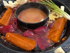 -黄潇洒老火锅(九眼桥宏济巷店)