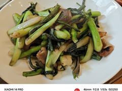 -黄泥岗·地道湖北菜(奥特莱斯店)