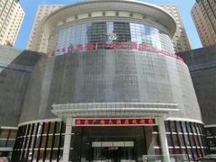 -海亮广场大酒店(万象城中山路地铁站店)