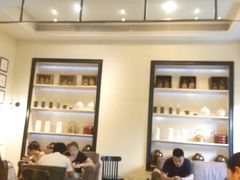 大堂-星巴克臻选(广州沙面店)