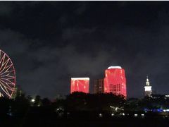 -万绿园