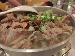 -犇逸·乐山跷脚牛肉·四川现炒(览海店)