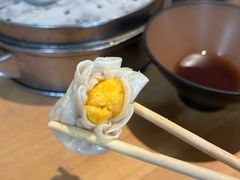 蛋黄鲜肉烧麦-真真鲜馄饨店(启蒙路店)