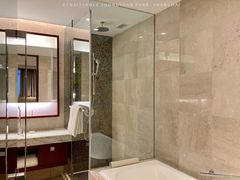 -上海龙之梦万丽酒店