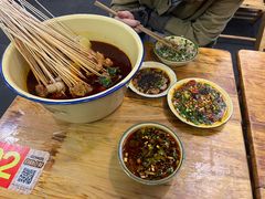 -拈签一笑黄牛肉辣卤串串