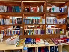 -新华书店(龙头路店)