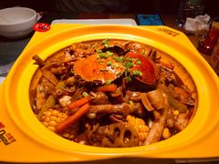 -多嘴超级肉蟹煲(杉杉国潮主题店)