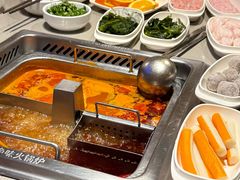 -海底捞火锅(曹安公路店)