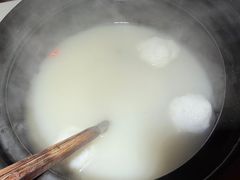 -魏铭鱼头捞饭(晋阳路店)