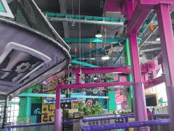 -欧酷世界动力星球(王府井奥莱UP TOWN店)