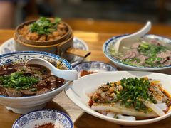 -杨三孃跷脚牛肉(西外棕榈岛店)