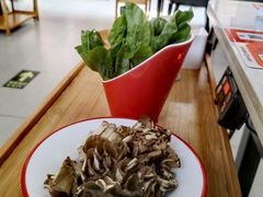 -毛辣果·贵州红酸汤牛肉火锅(西单店)