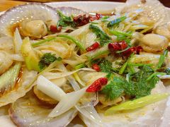 油泼扇贝-老东镇啤酒屋海鲜加工·蒸汽海鲜·海鲜烧烤(台东店)