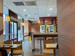 大堂-麦当劳(天骄店)