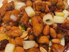 -万重锦·人文川菜馆(骡马市店)