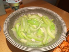 -蜜桃餐厅·伴山(绿宝广场店)