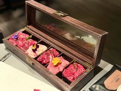 -左庭右院鲜牛肉火锅黑金店(陆家嘴中心店)