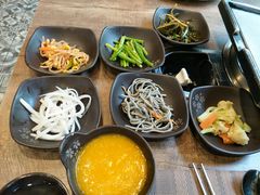 -香猪坊韩国烤肉专属门店(魏公村店)