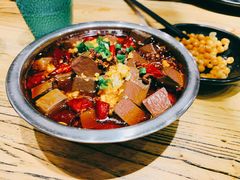 -游园觅食记夜市·小龙虾大排档