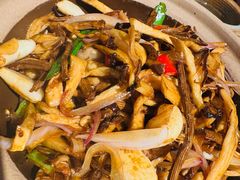 干锅三菌-水煮三国·川鲁江湖菜(香山店)