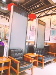 -FRIDAY星期五专业美发沙龙