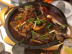 -鸣记脆皮烤鱼·海鲜烤鱼(三八广场店)