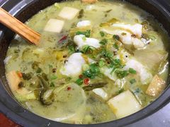 -周鱼小馆石锅酸菜鱼(活力汇店)